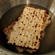 Fried matzo: soak matzo